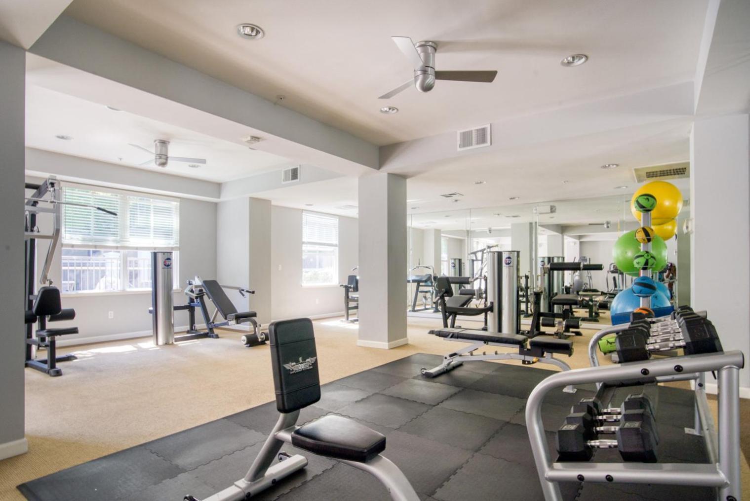 3br W Gym Pool Wd Nr Highways Sfo-463 *